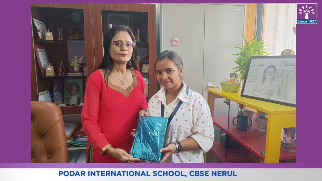 FB IMG 1763401775147 Smilee Prashant Bhatt Leads Inspiring Creative Writing Session at Podar International School CBSE, Nerul During Libra-Lib Week